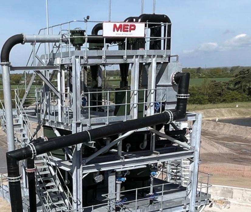 The MEP two-stage de-ligniting sand plant receives the –4mm material together with the water from the Hydrolig plant