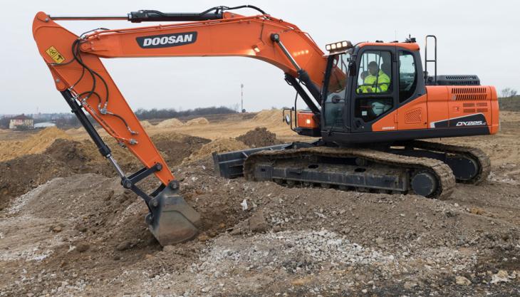 Doosan DX225LC-5 excavator