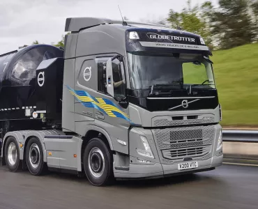 Volvo Used Trucks offers a comprehensive range of Volvo trucks for sale, including FH and FM tractor units 