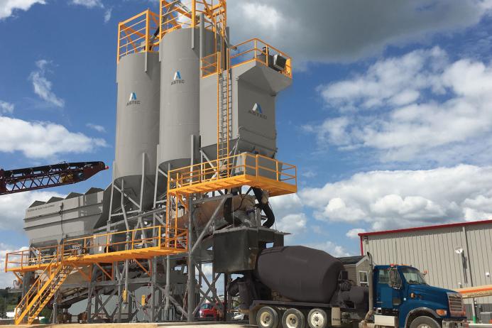 Astec CON-E-CO LO-PRO Series concrete batching plant 