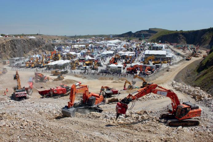 Hillhead showground