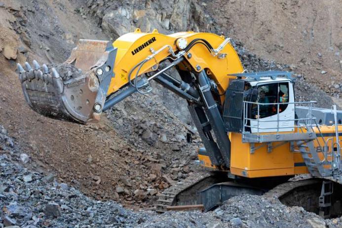 Liebherr R 980 SME excavator