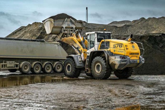 Liebherr 576 XPower wheel loader