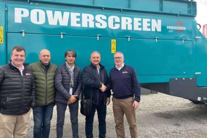 Powerscreen and IRCAT team 