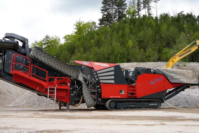 SBM REMAX 600 mobile impact crusher