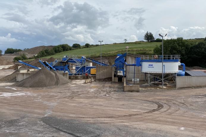 Overview of Campbell Contracts’ Letterbailey Quarry with the CDE AquaCycle thickener