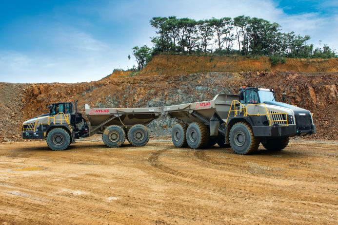 The RA40’s calibrated balance of power and gearing allows the haulers to handle the tough terrain at Atlas Quarries' Brynderwyn site