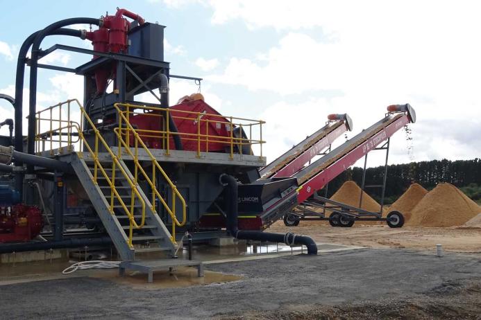 The McLanahan UltraSAND plant has allowed Mount Compass to increase their product range
