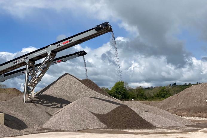 Terex Washing Plant stockpiling conveyors