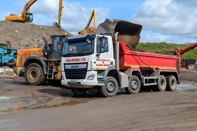 Kealshore tipper fitted with Durite’s SD card four-channel safety camera unit