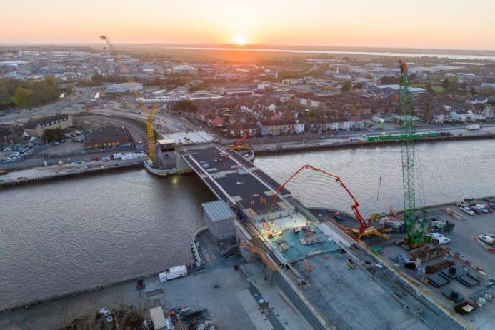 Great Yarmouth’s new Herring Bridge under construction 