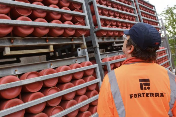 Air Products provided a hydrogen storage facility and a pressure and flow regulation system