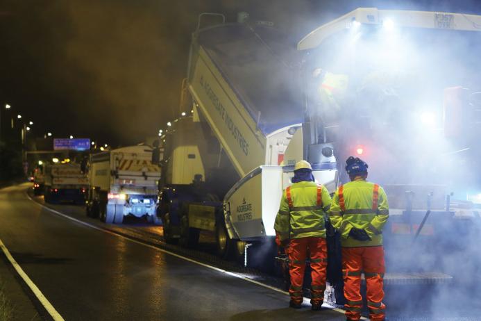 Asphalt paver