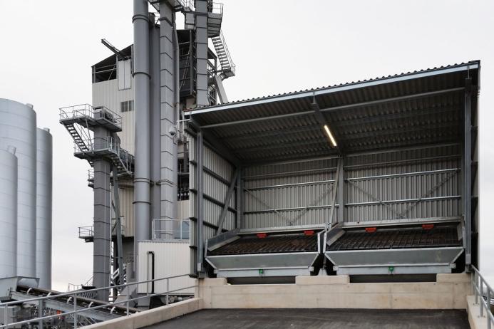 KVM RAP in Motion dosing unit for the controlled blending of two RAP fractions