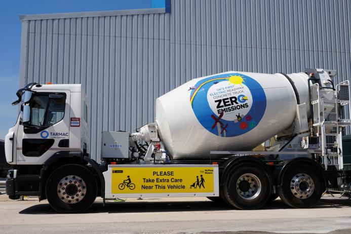 The UK’s first all-electric mixer demonstrates Tarmac’s commitment to be at the forefront of implementing low-carbon transport and logistics