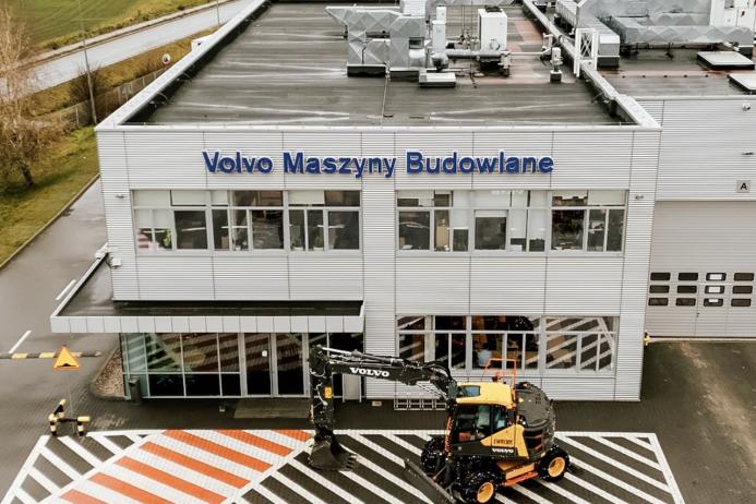 Volvo Maszyny Budowlane Polska have been appointed as Sandvik’s new mobile crushing and screening distributor