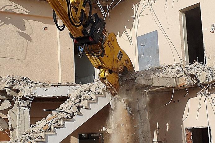 The Epiroc DP 1820 demolition pulverizer with power booster