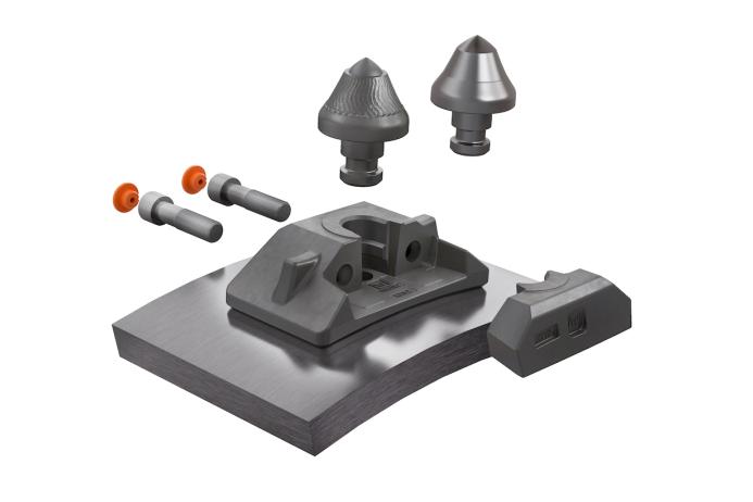 The VC compactors from Hamm are compatible with round-shank cutting tools for stone as well as heavy-duty cutting tools. Thanks to the simple design, no specialist tools are required to change attachments