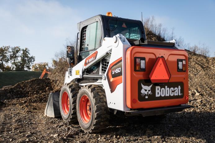 Bobcat S450 M-Series Stage V skid-steer loader