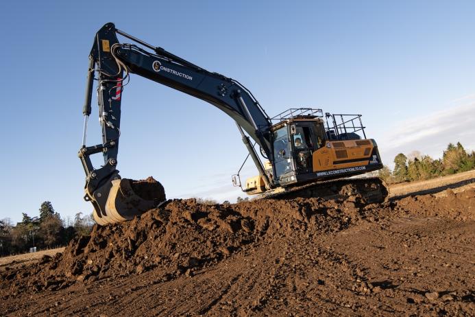 LK Construction’s new 33-tonne Hyundai HX330AL excavator