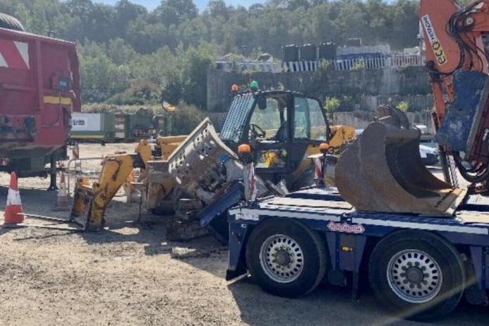 The incident took place at Erith Plant Services’ workshop at Eastern Quarry in Swanscombe, Kent