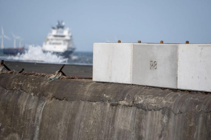 Concrete blocks made with Recyck8’s R8 Mix are being used to bolster sea defences at Port of Aberdeen