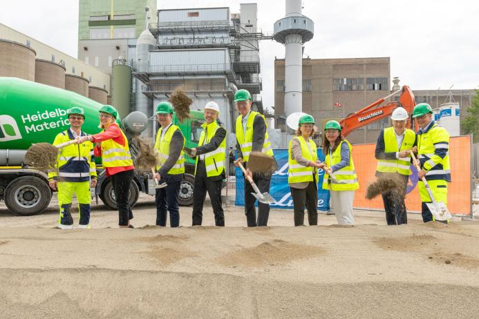 Groundbreaking ceremony for the world’s first large‐scale carbon capture and utilization facility in the cement industry at Heidelberg Materials’ Lengfurt cement plant, in Germany. Photo: Claus Uhlendorf 