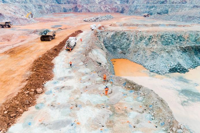 Setting up a quarry blast