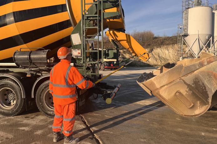 The award-winning telescopic pole was devised by Clubb Sand and Gravel transport manager Mark Farbrace