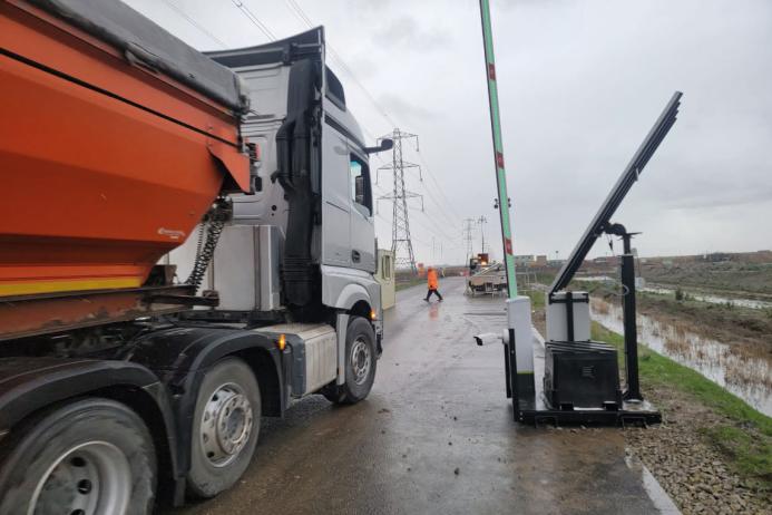 Solar/hybrid equipment can facilitate operation in the absence of mains provision, helping quarry managers to keep their sites safe while meeting environmental targets