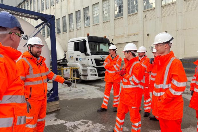 Guided by Tarmac experts, the six Royal Engineers officers gained first-hand experience in concrete production