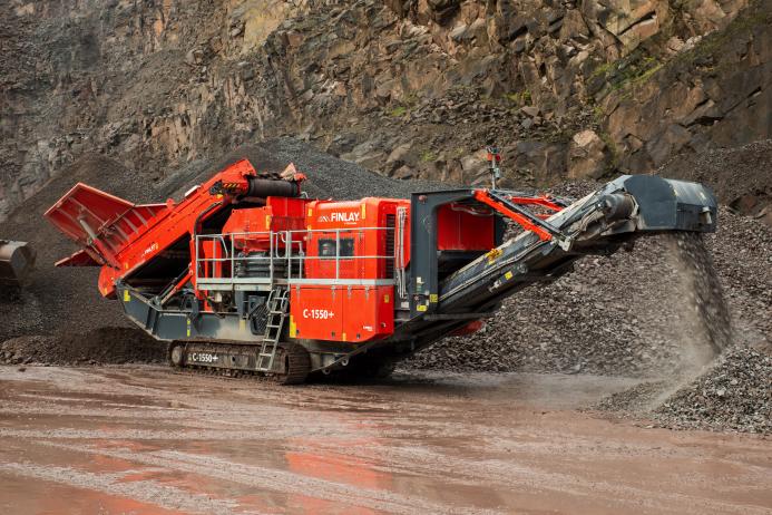 The C-1550+ tracked cone crusher from Finlay