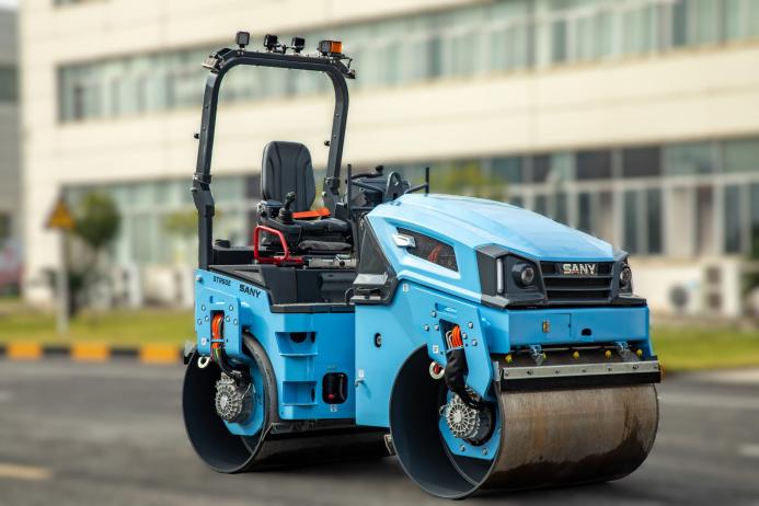 The new fully electric SANY STR50E light tandem roller