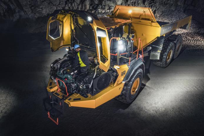 With simplified servicing, longer change intervals, and easy component access, servicing is now quicker and easier