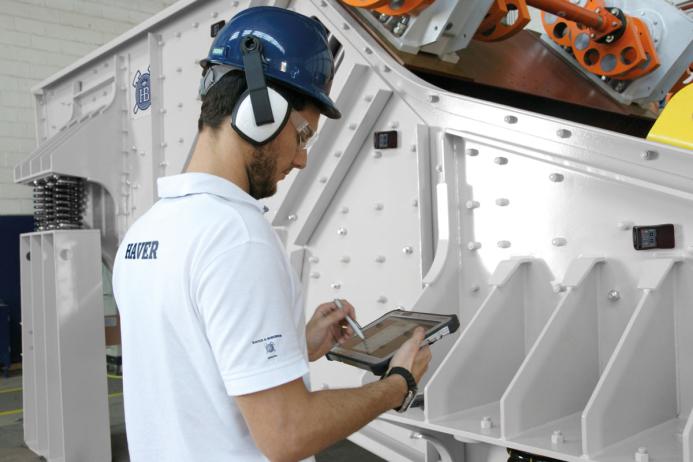 The best manufacturers will not just sell the system, but will partner with the customer to offer a comprehensive evaluation experience for the production plant. Diagnostics are often the first step, which can involve impact tests, vibration analysis, and condition monitoring