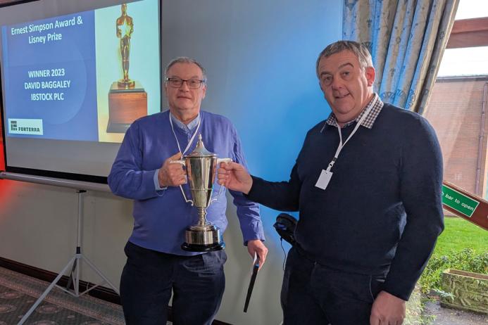 David Baggaley receiving his award from HCTa deputy chair Steven Godfrey