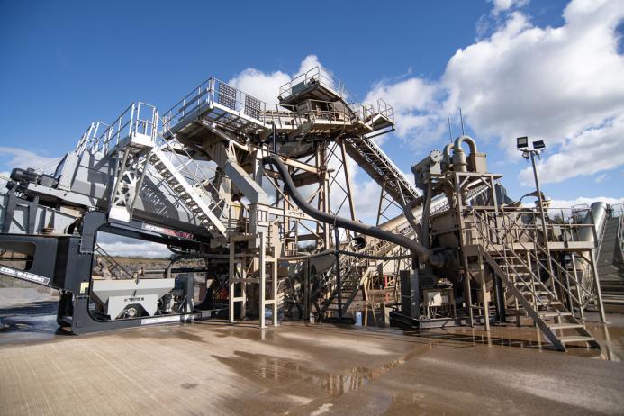 The washing plant includes a twin-shaft log-washer and twin, rubber-lined hydrocyclones