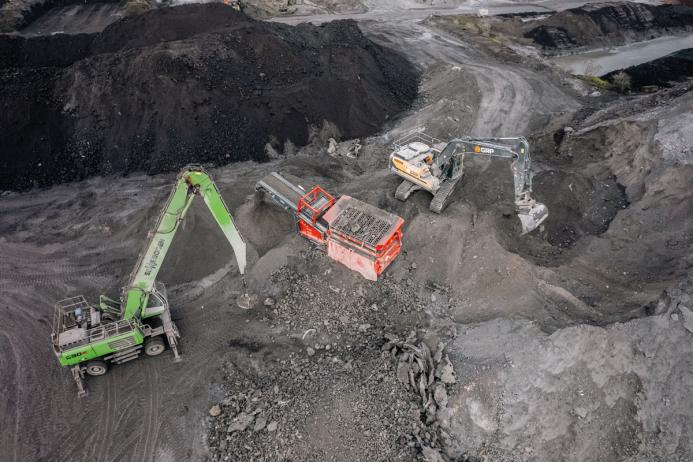 A Sennebogen 830E material handler, Finlay 595 screen, and Hyundai HX300AL excavator, all supplied by Molson, in operation at the Celsa steelworks  