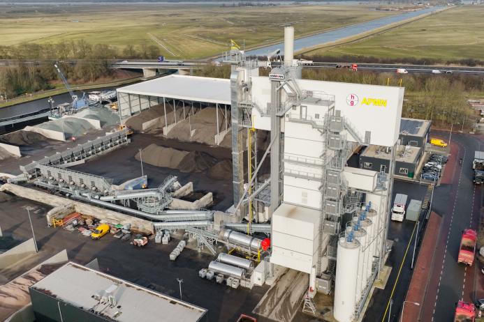 The new Ammann plant in Nijkerk has exceeded expectations in its first six months, proving itself as a model for future-ready, sustainable asphalt production