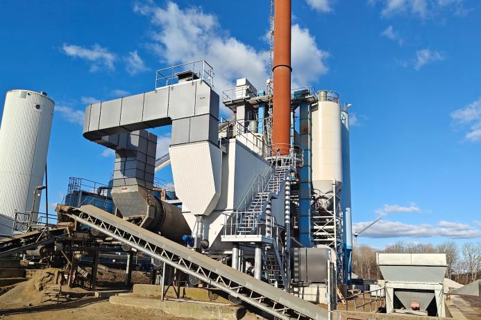 The upgraded Colas asphalt plant in Djeld
