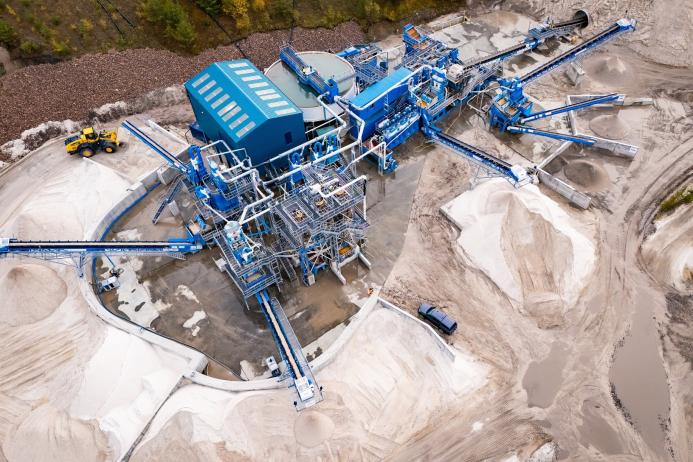 Aerial view of Fife Silica Sands’ new CDE silica sand washing plant