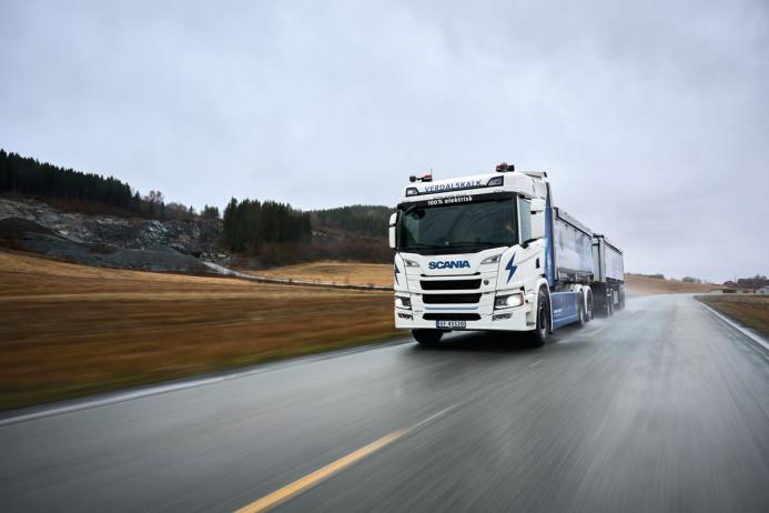 Scania have expanded their portfolio of new battery-electric, hybrid, and biogas-powered trucks to meet the challenges of the construction and mining sectors