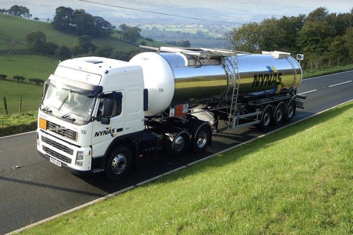The new Nynas handbook covers best practices for handling bitumen safely