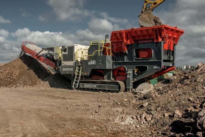 The Basic Premium QJ341 mobile jaw crusher from Sandvik