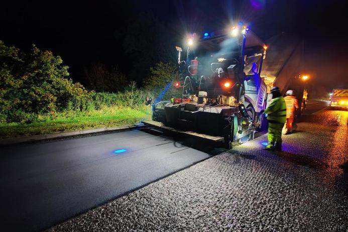 Heidelberg Materials UK are the first asphalt supplier to gain BBA HAPAS approval for a SAMI (stress-absorbing membrane interlayer) solution 