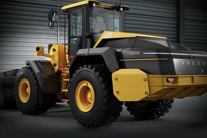 The new-look L120 Electric captured the attention of Red Dot’s panel of judges