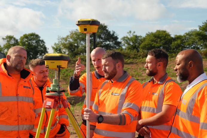 Flannery Plant Hire team members training with Leica Geosystems