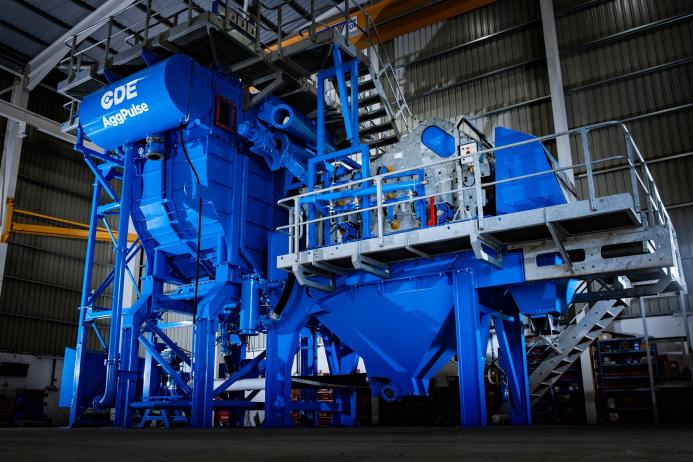 The CDE AggPulse wet density aggregates separator