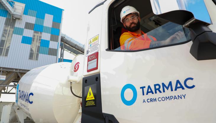 Tarmac have placed an order with Renault Trucks for the first battery electric truckmixer in the UK Electric truckmixer