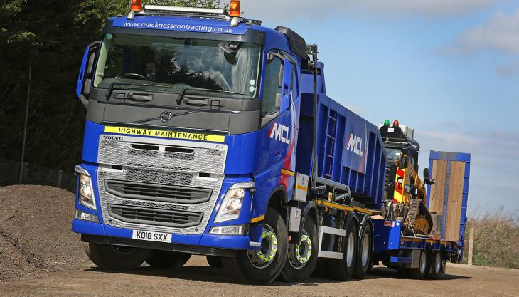 Mackness Contracting's new Volvo FH-460 8x2 rigid Volvo FH-460